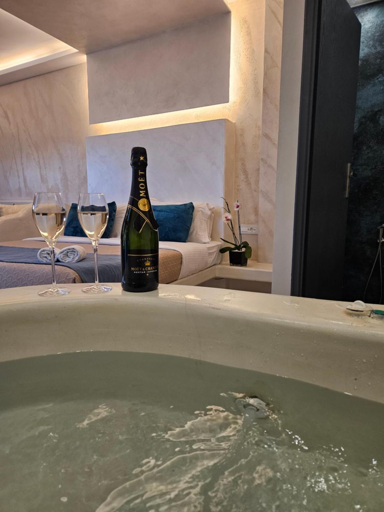 Saint Sin Suites - Adults Only Имеровигли Экстерьер фото